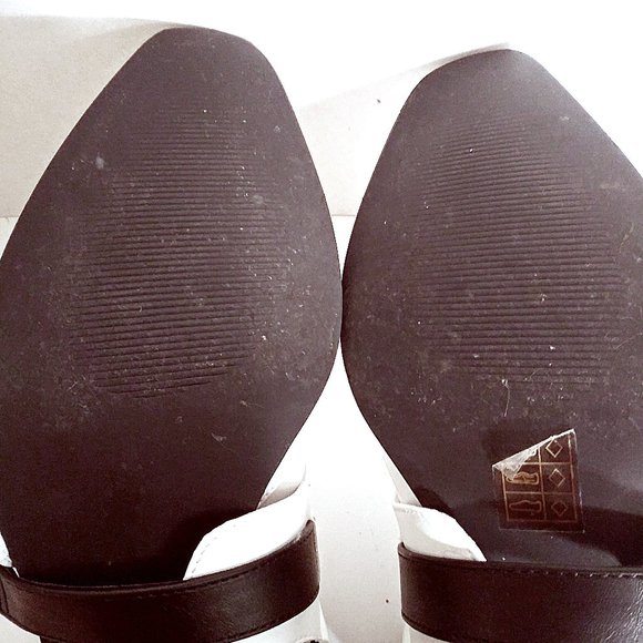 Black and White Mules, Size 9 Clogs, Slingback Heels, Women's Shoes - Picture 14 of 14